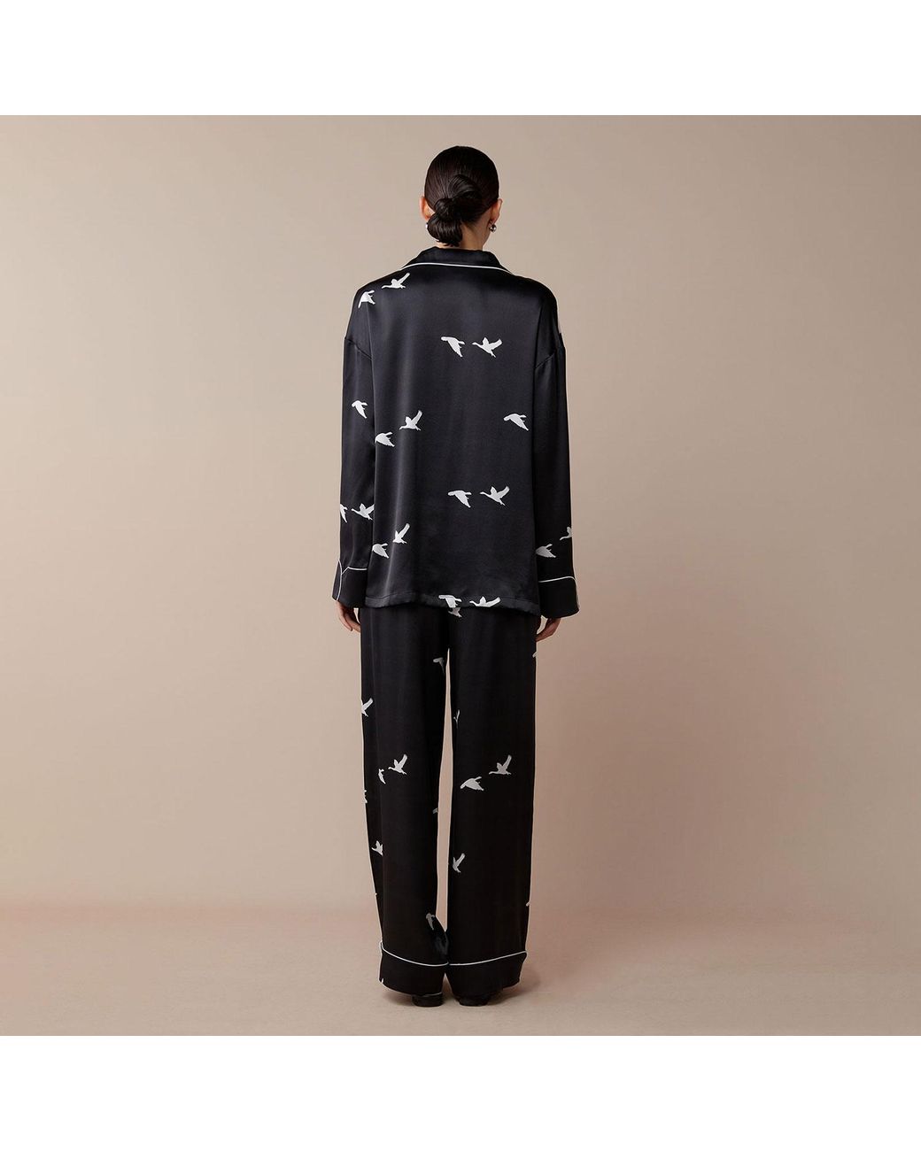 Silkinc Black Swan Goose Pajamas