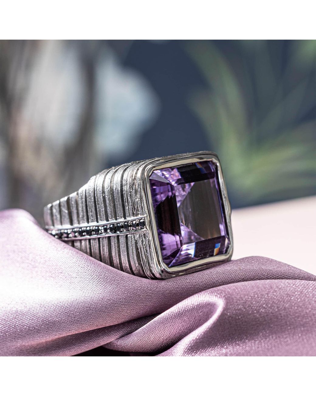 German Kabirski Multicolor Liron Singular Edition Signet Ring With Amethyst And Spinel
