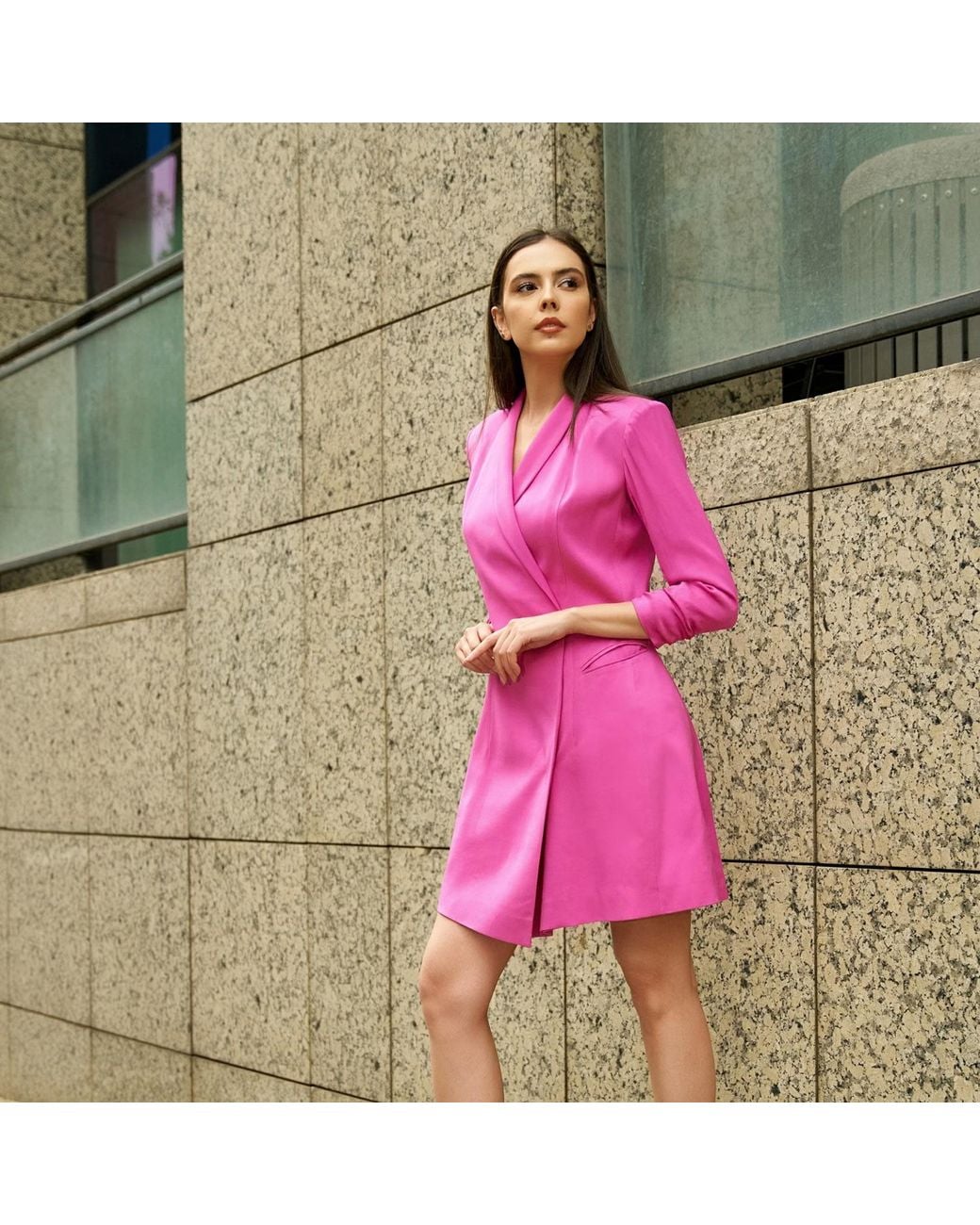 AVENUE No.29 Pink Asymmetric Viscose Blazer Dress
