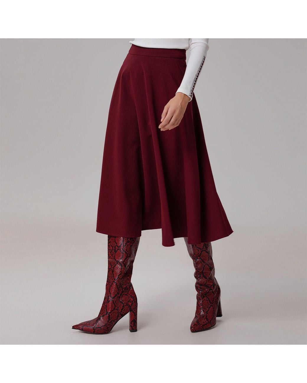 Smart and Joy Flared Knee-Length Skirt