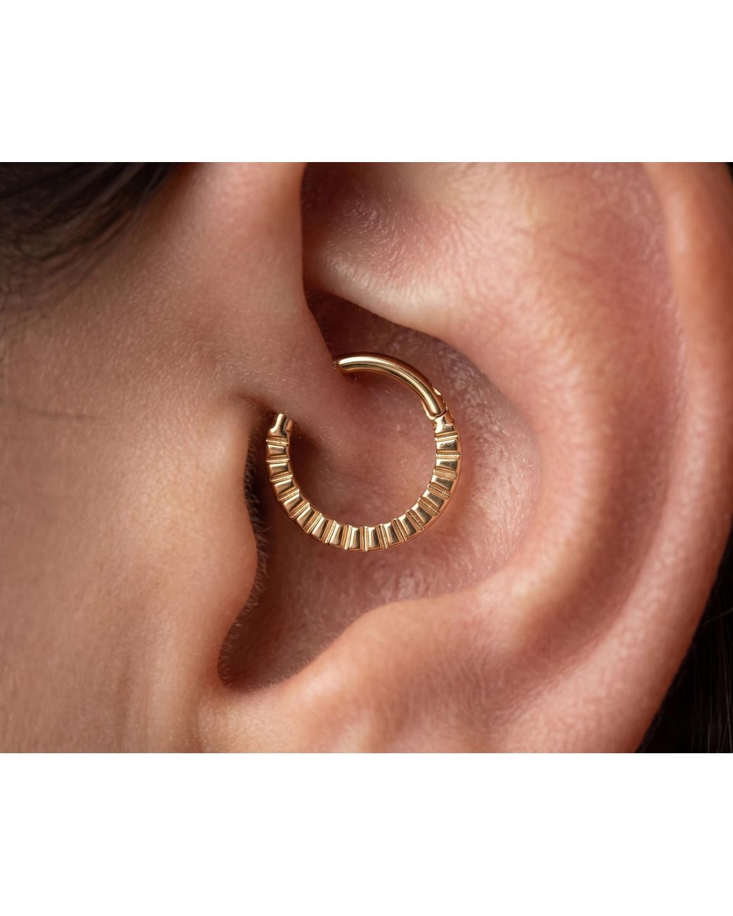 Zahav Jewelry Metallic 10K Solid 16G 8Mm Clicker Hoop