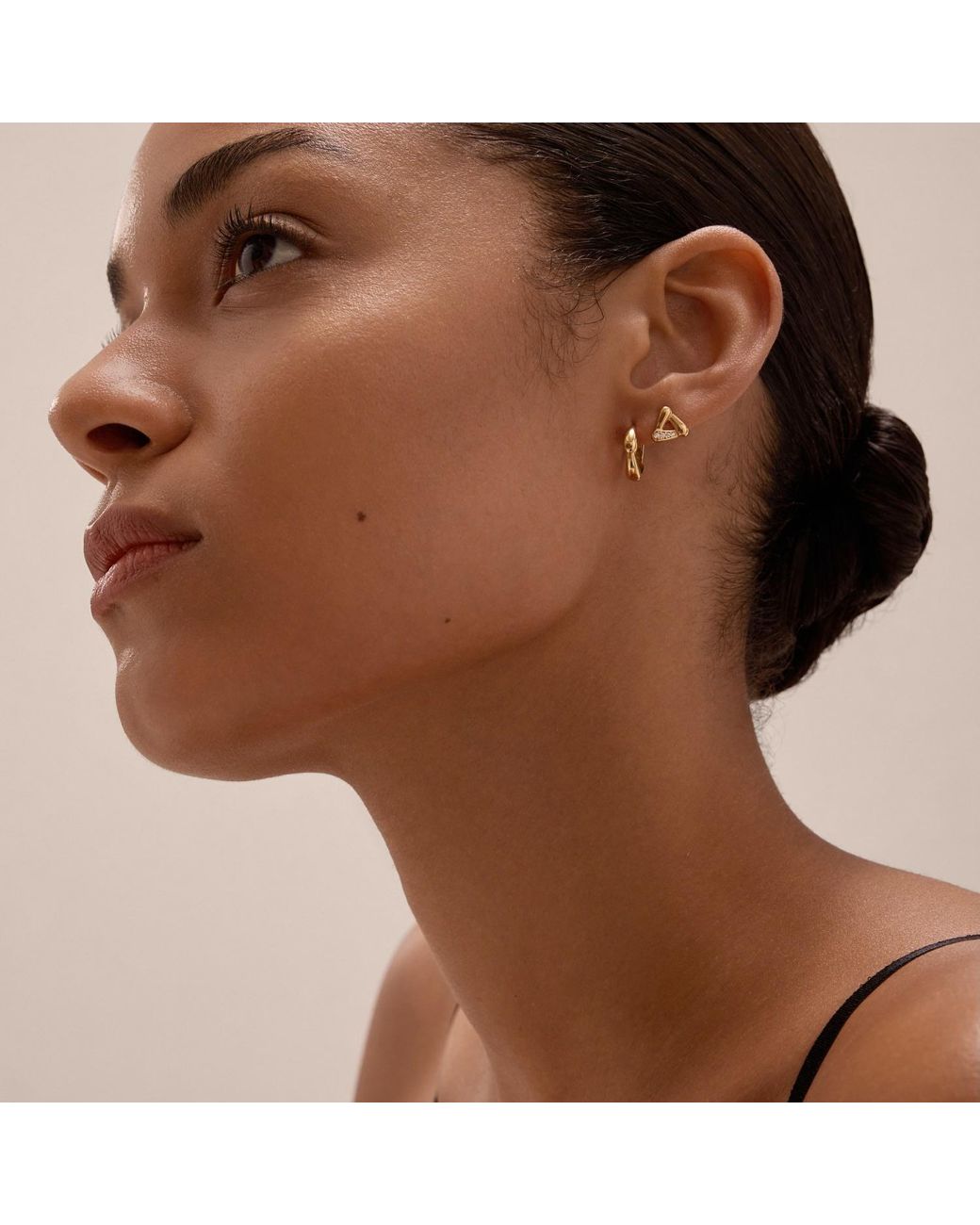 Vanhi White Colette Droop Link Huggie Earrings