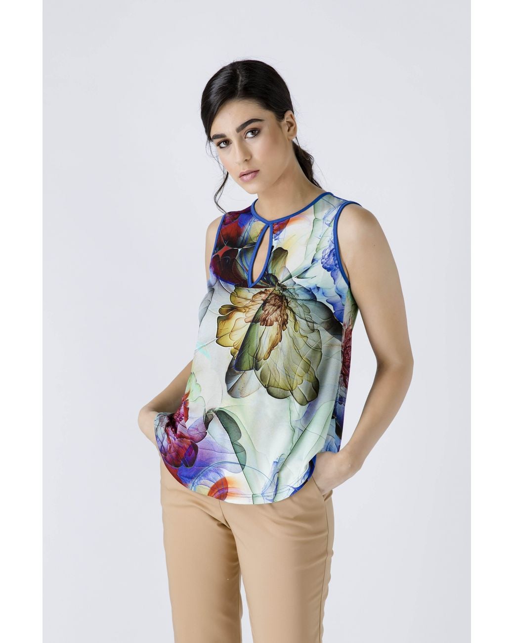 Conquista Blue Royal Keyhole Detail Print Top