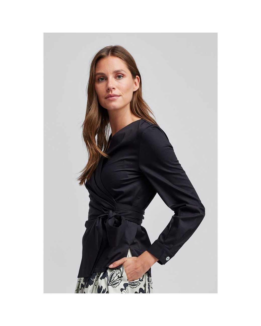 Marianna Déri Black Wrap Blouse