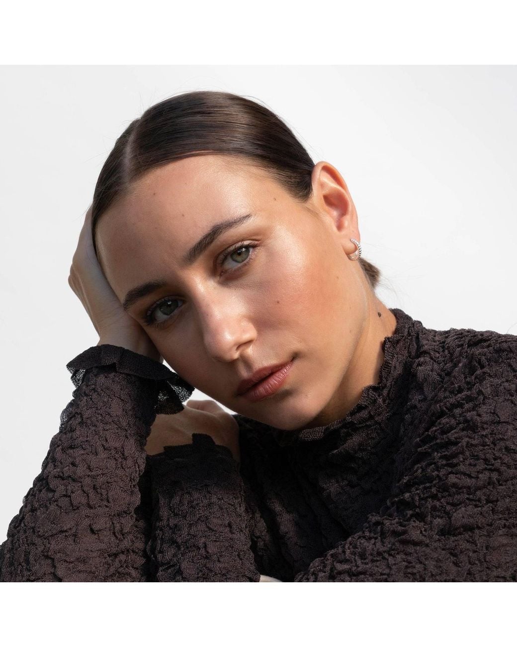 Dower & Hall Metallic Twist Huggie Hoops