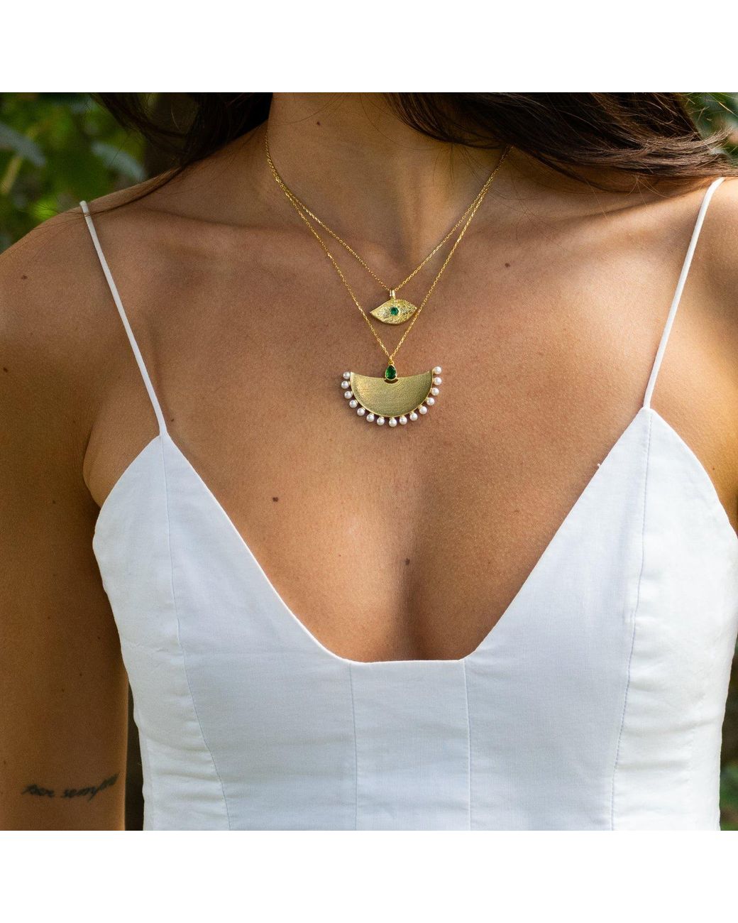 Ebru Jewelry Metallic Cleopatra Moonlight Emerald & Pearl Necklace