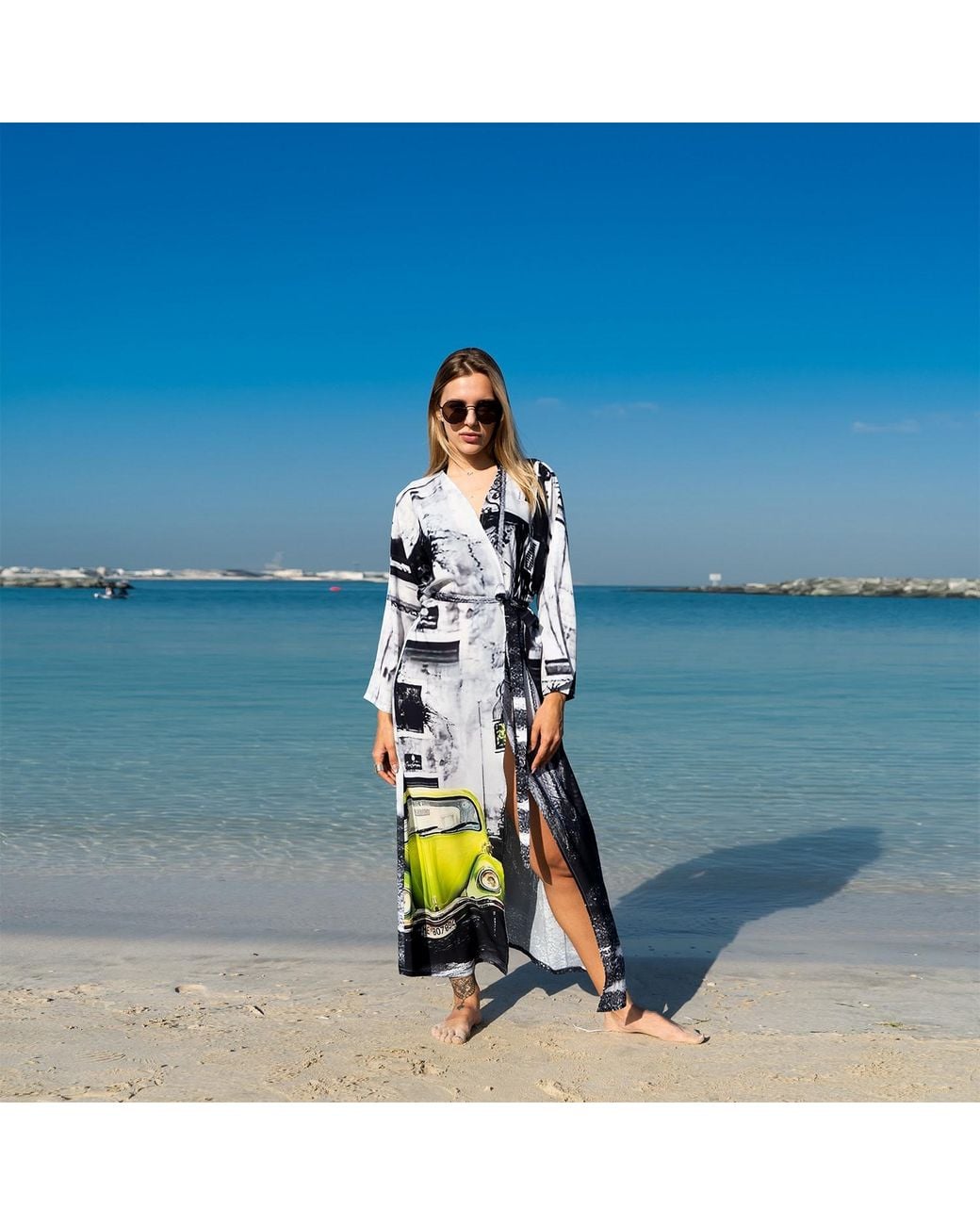 DHARA SHETH DUBAI Gray Neon Drive Car Abstract Print Long Kimono