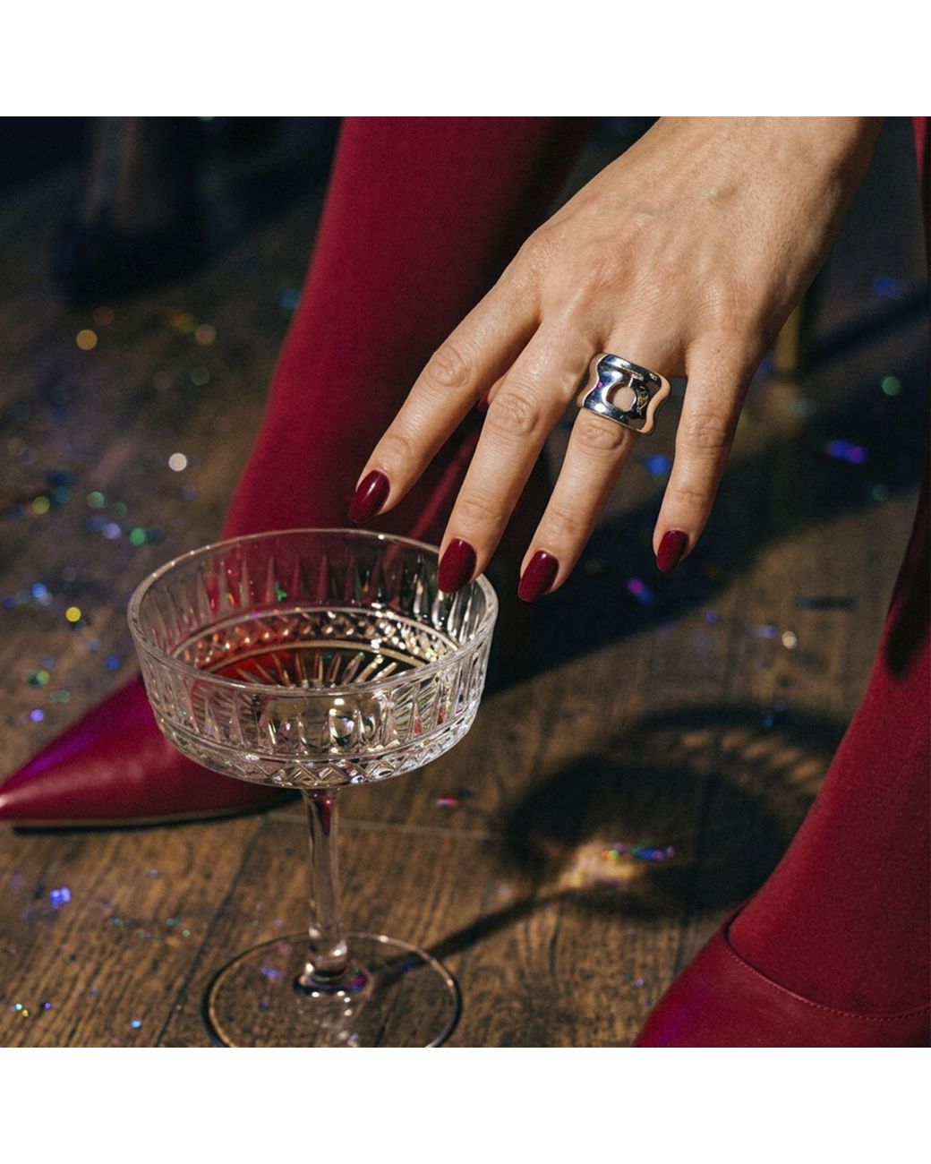 Mercela Metallic Sculptural Wine Glass Statement Ring – Plated Cocktail Inspired Jewellery
