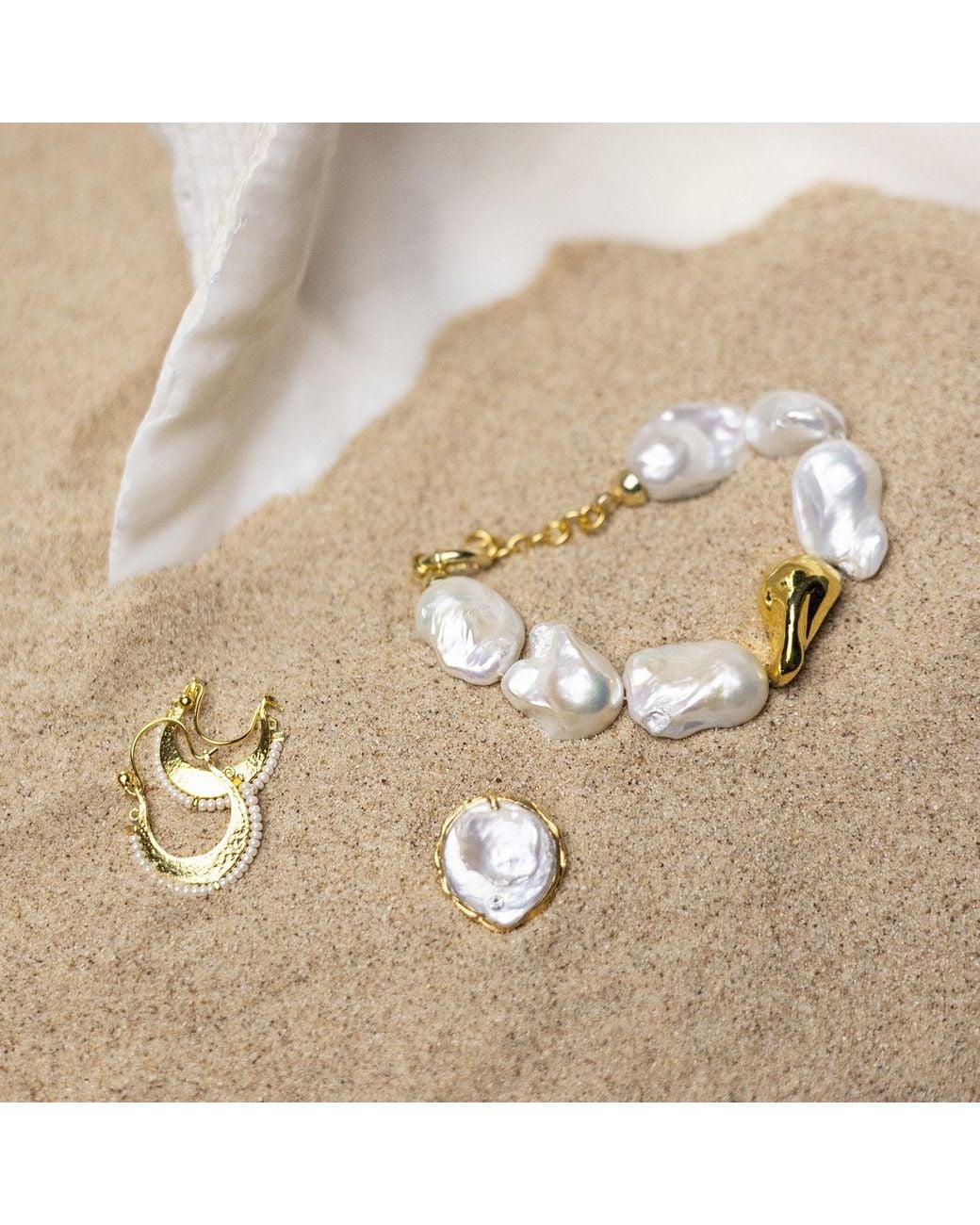Ece London Metallic The Harmony Pearl Earrings