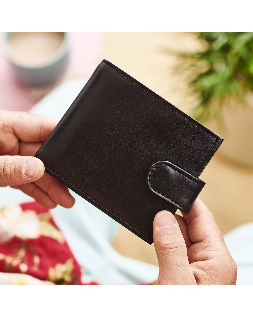 VIDA VIDA Black Vida Leather Tri Fold Wallet With Rfid for men