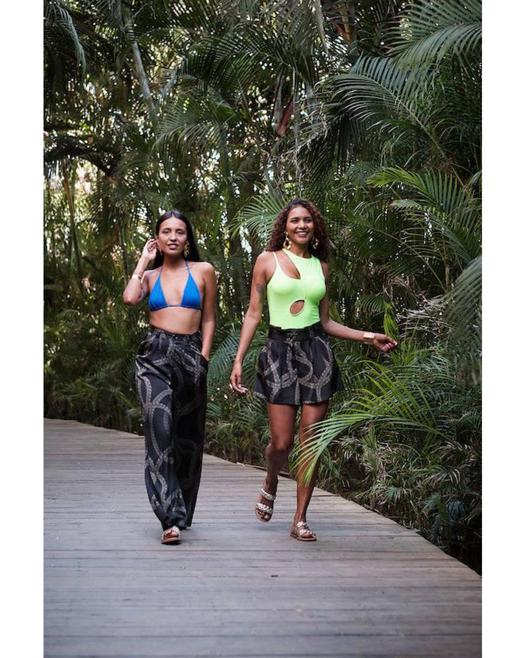 Yomisma Black Signature Tulip Shorts