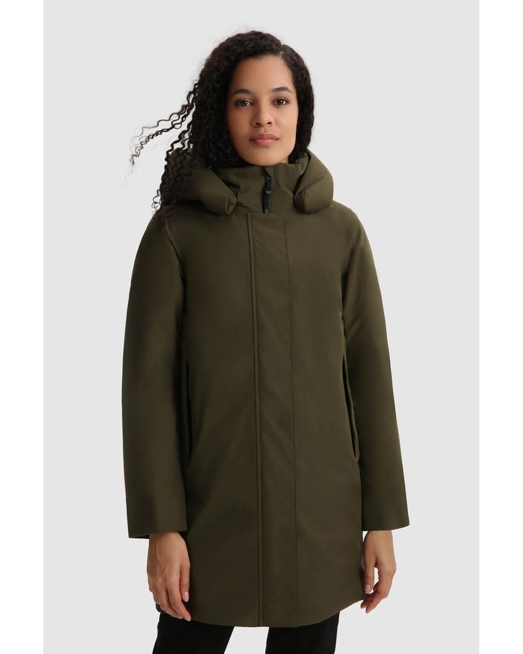 jacket with button collar