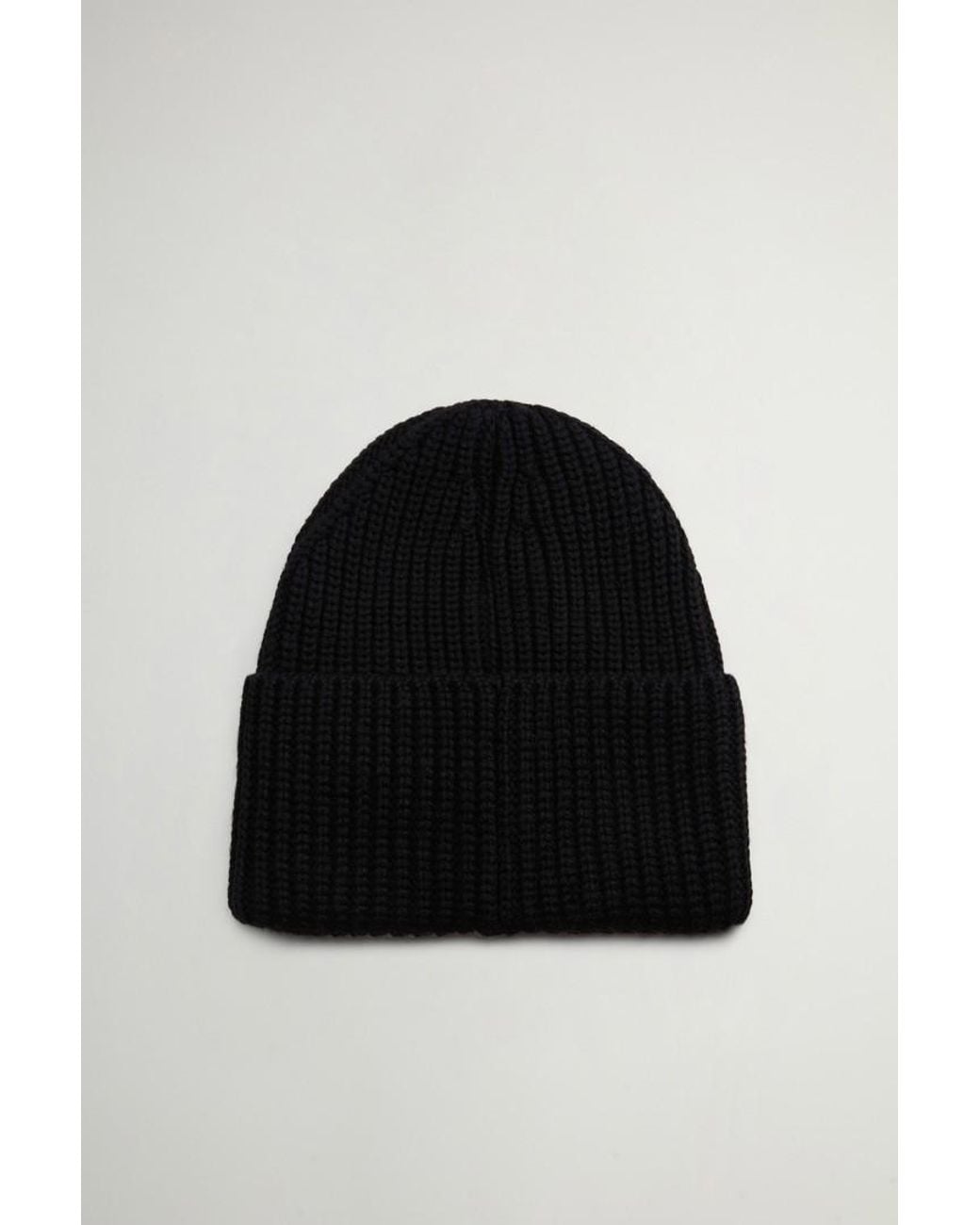 Gorro De Pura Lana Virgen Merina Acanalada Para Mujer Talla Woolrich de color Black