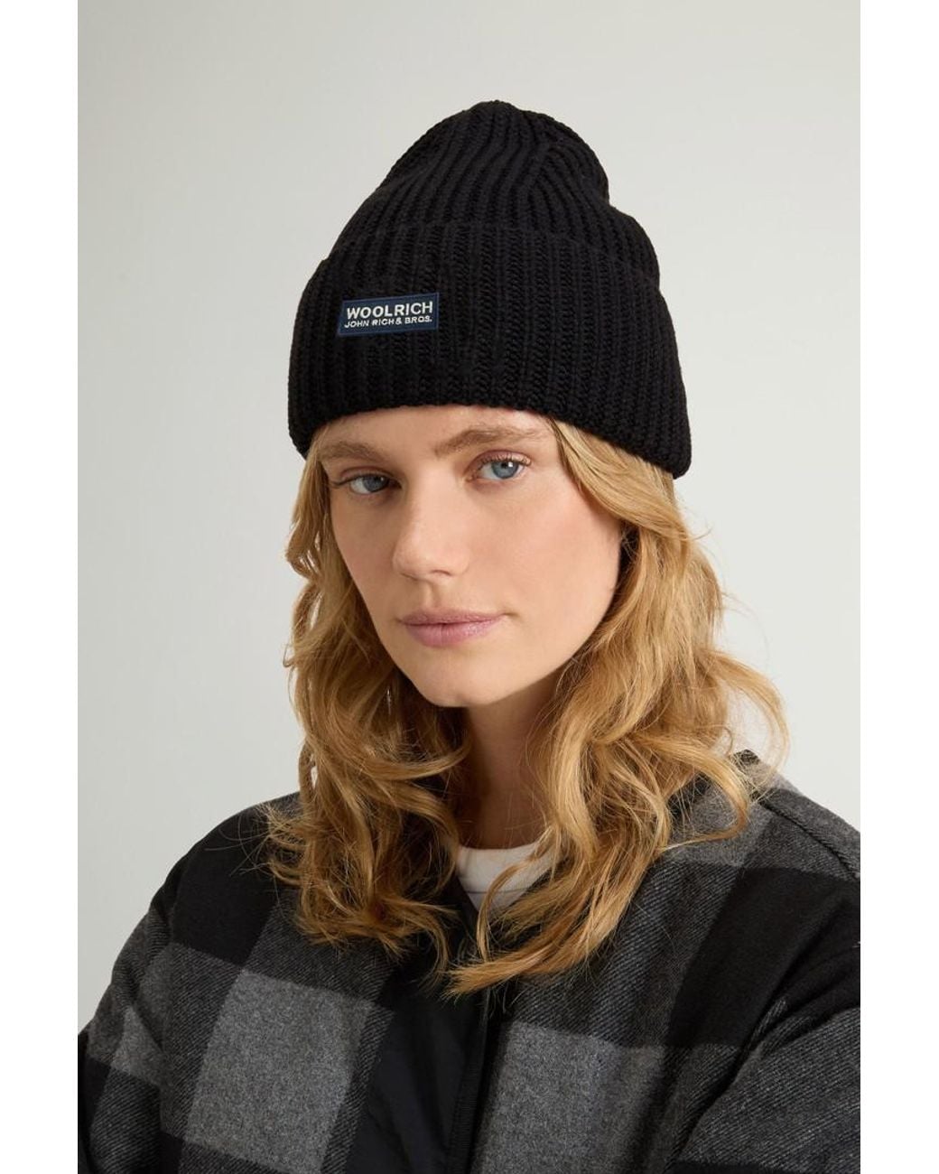 Gorro De Pura Lana Virgen Merina Acanalada Para Mujer Talla Woolrich de color Black