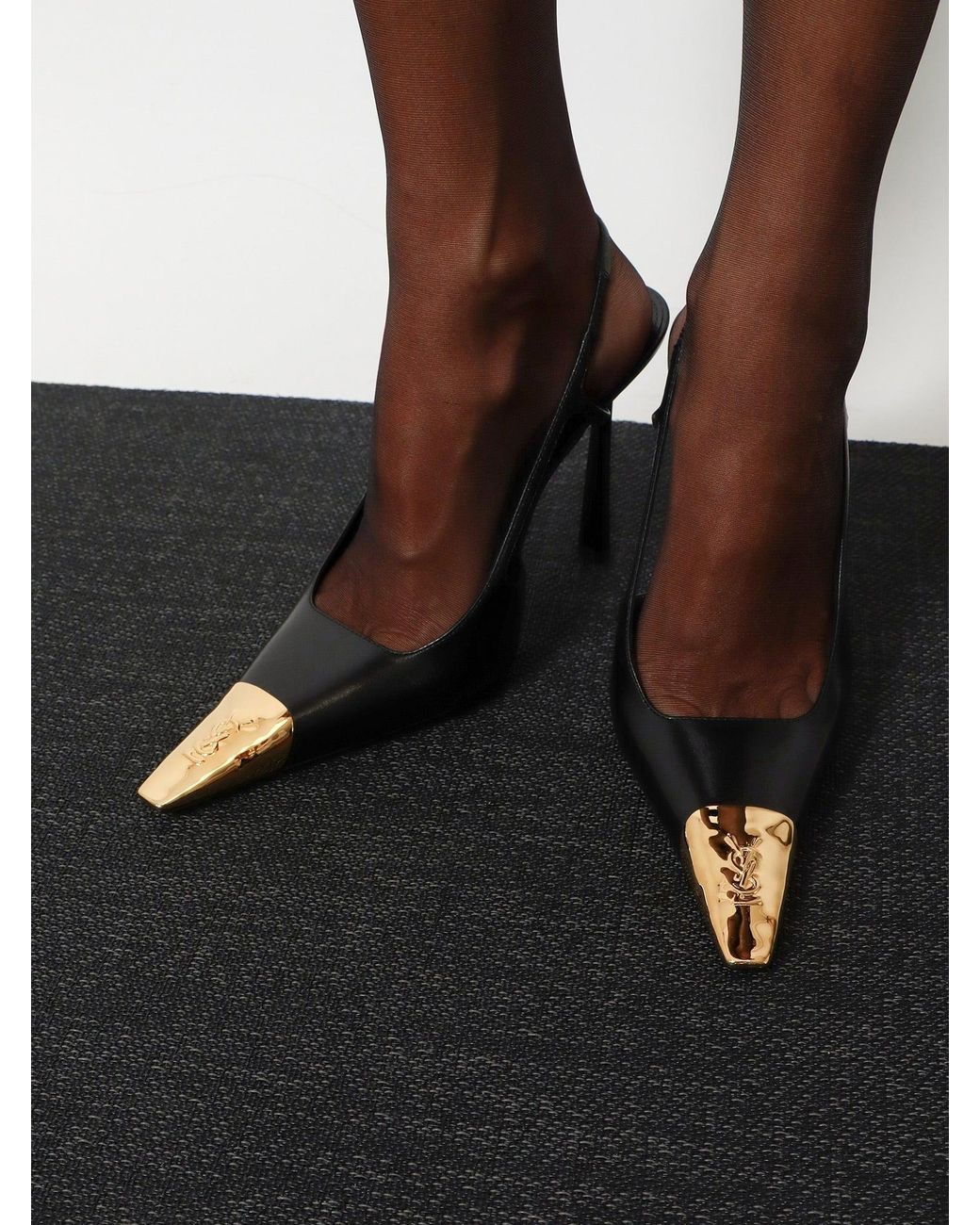 Saint Laurent Black Jeanne Leather Pumps