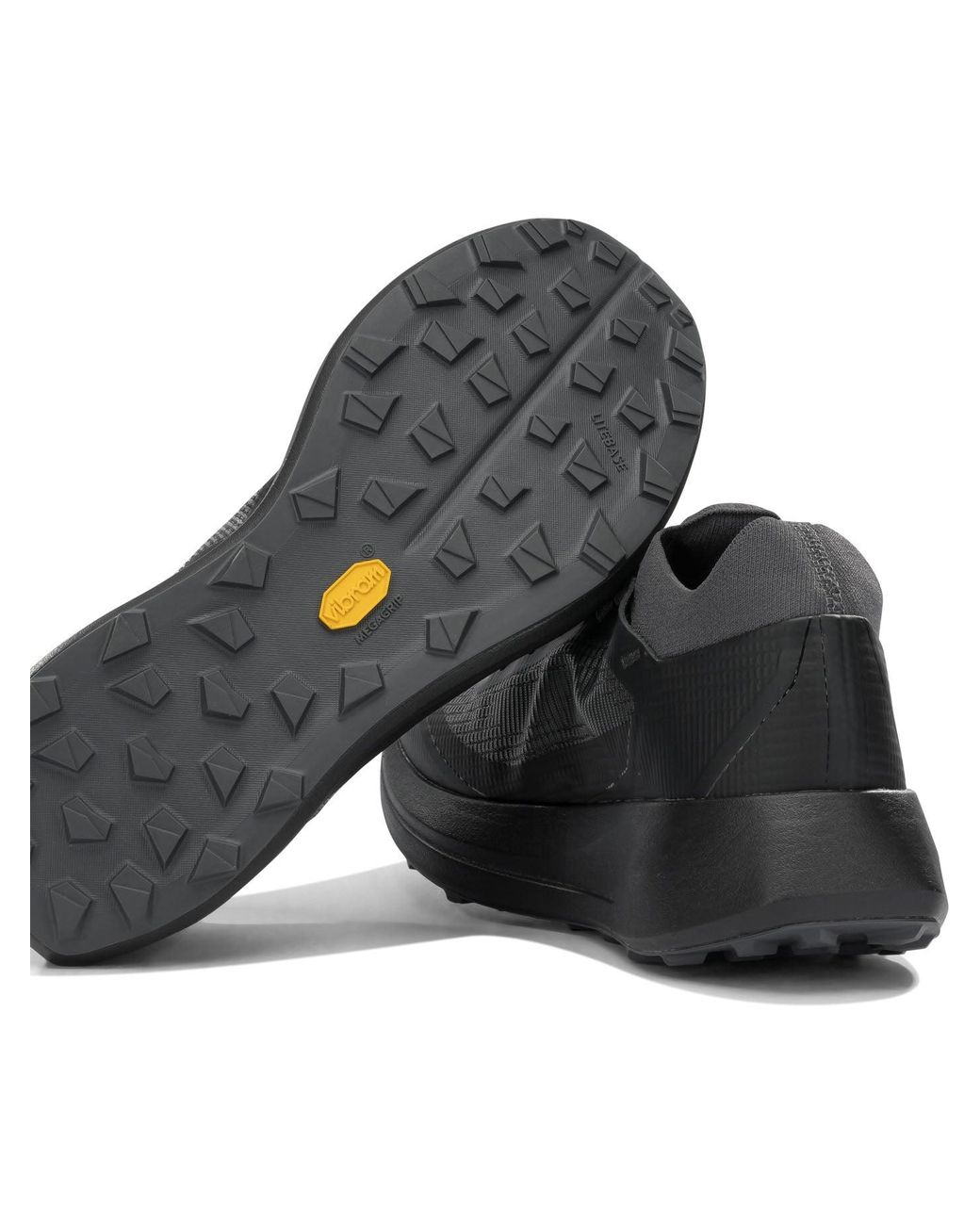 Arc'teryx Black "Silan 2" Low Sneakers for men