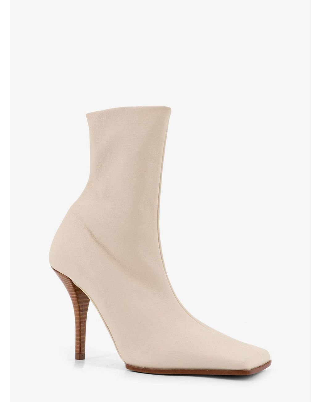 Alaïa White Leather Boots