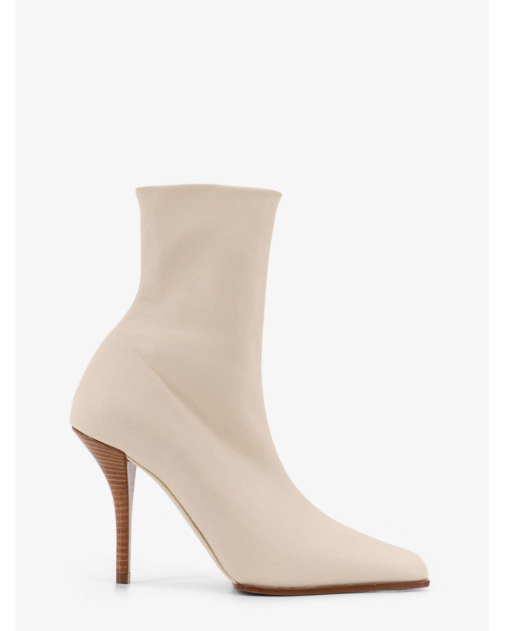 Alaïa White Leather Boots