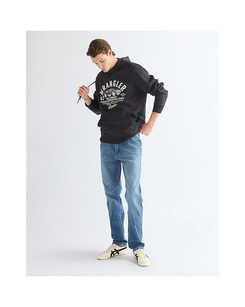 Wrangler Black Regular Americana Hoodie for men