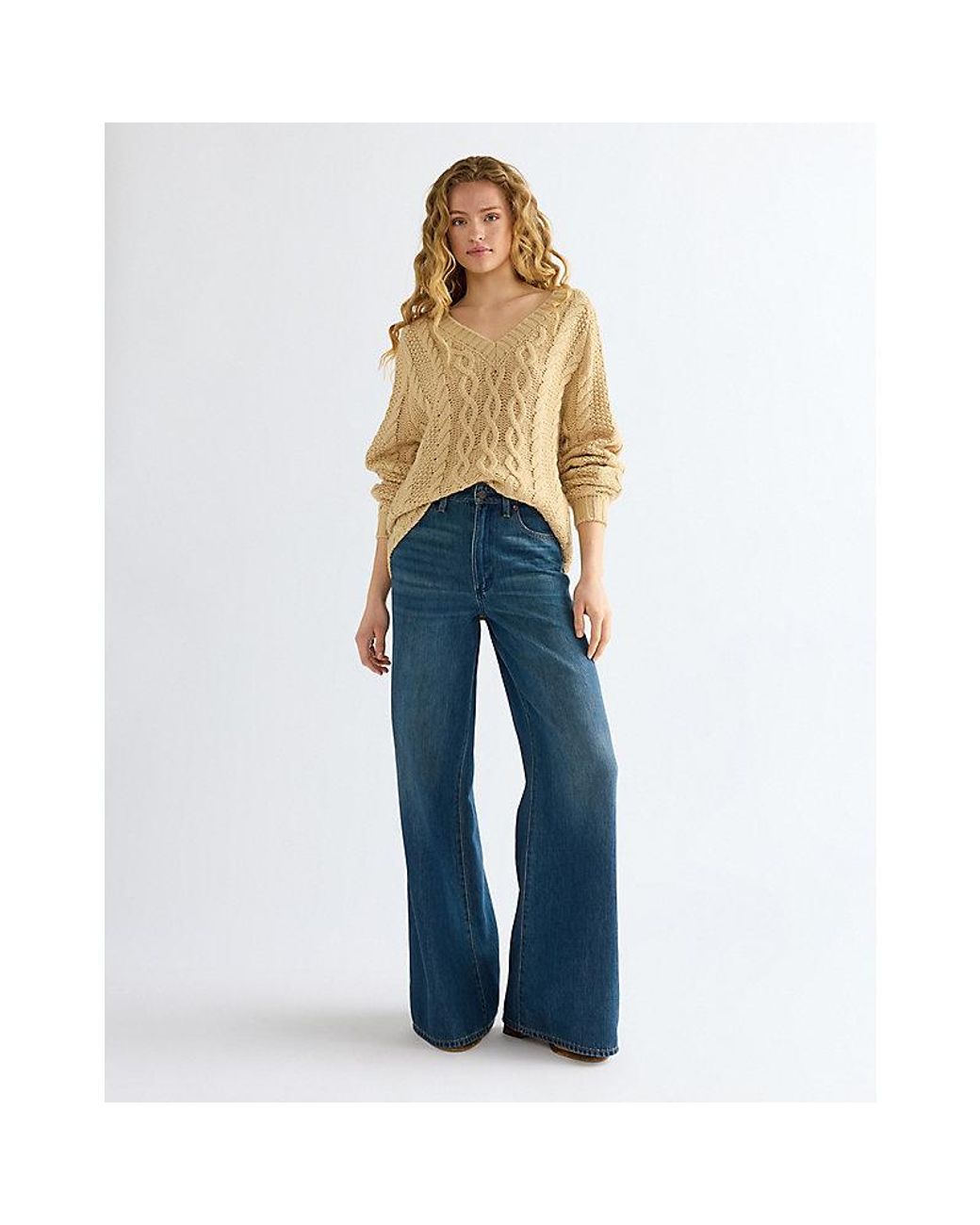 Wrangler Natural Relaxed V Neck Cable Knit Sweater