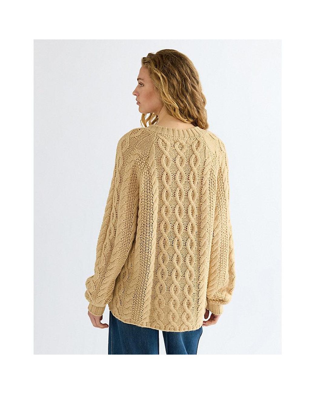Wrangler Natural Relaxed V Neck Cable Knit Sweater