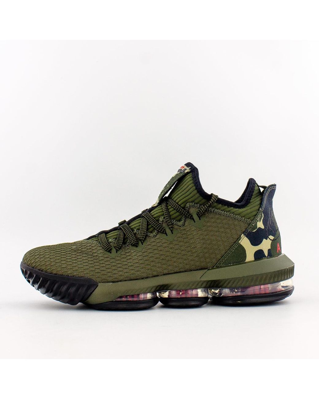 lebron xvi low camo