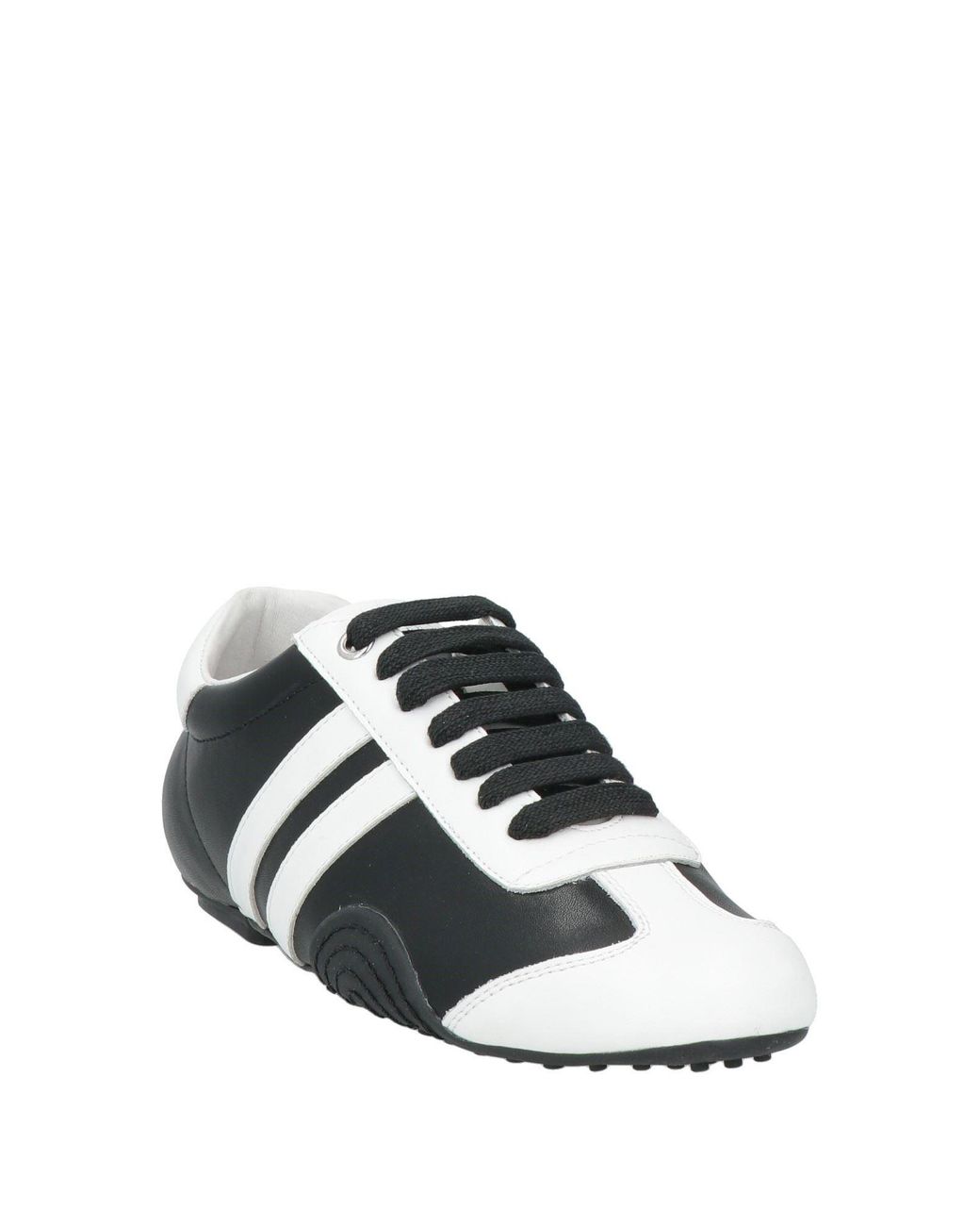 Ovyè Black Sneakers