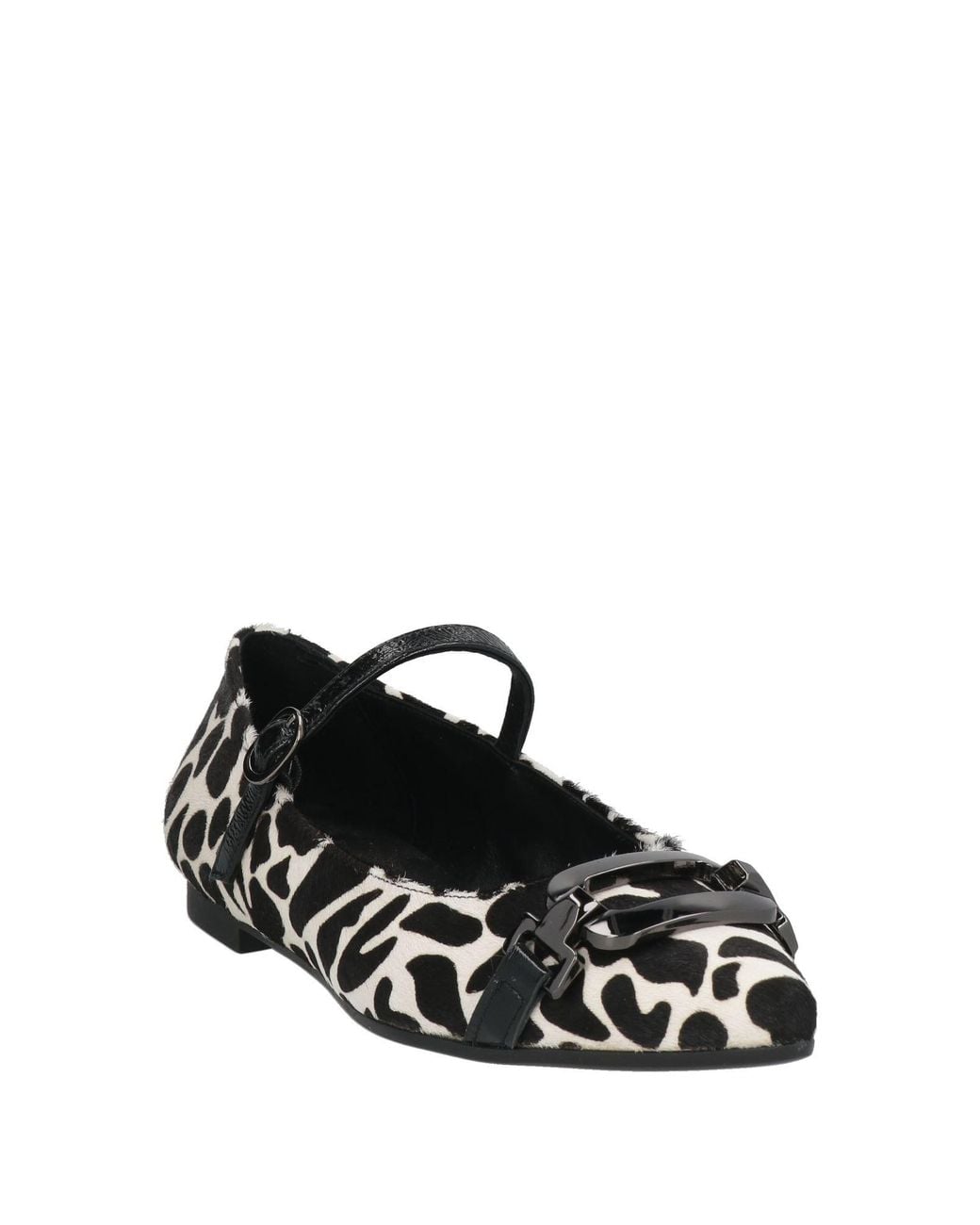 Nila & Nila White Ballet Flats Leather