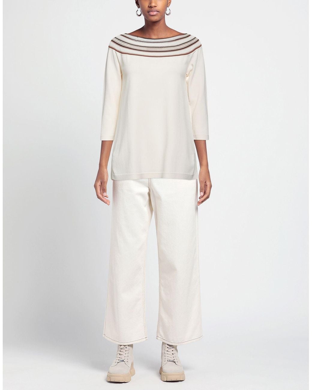D.exterior White Jumper