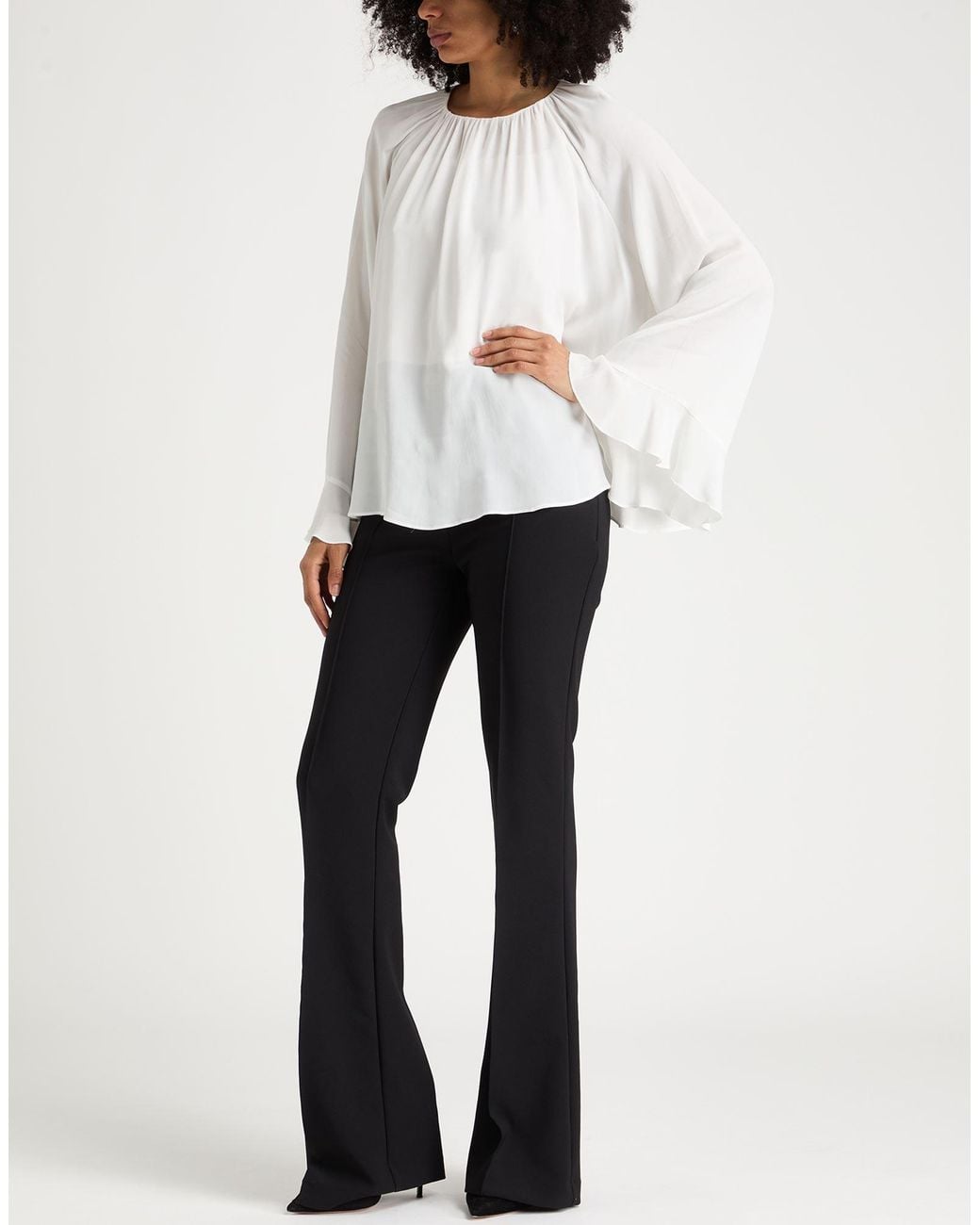 Kaos White Tops