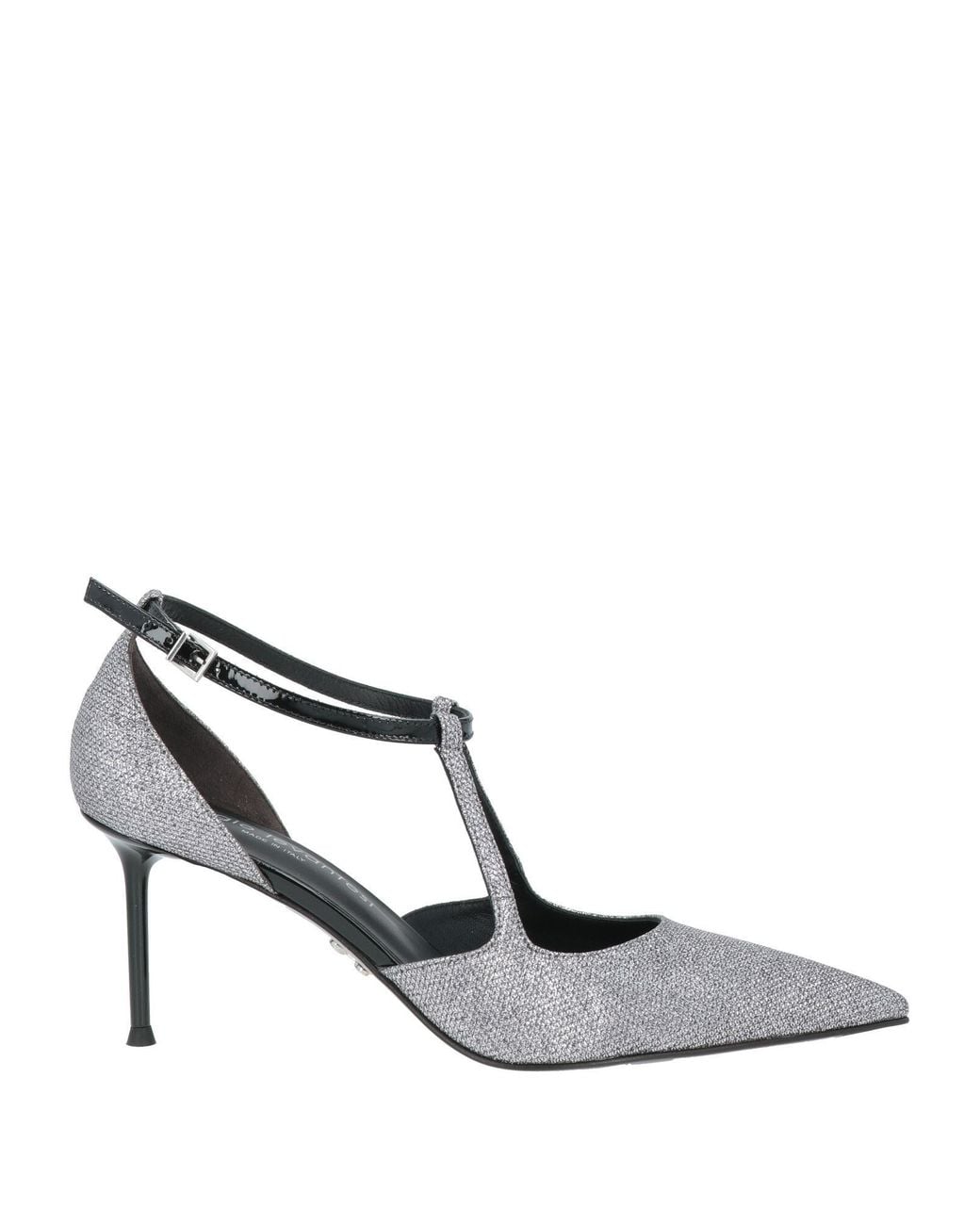 Sergio Levantesi White Pumps