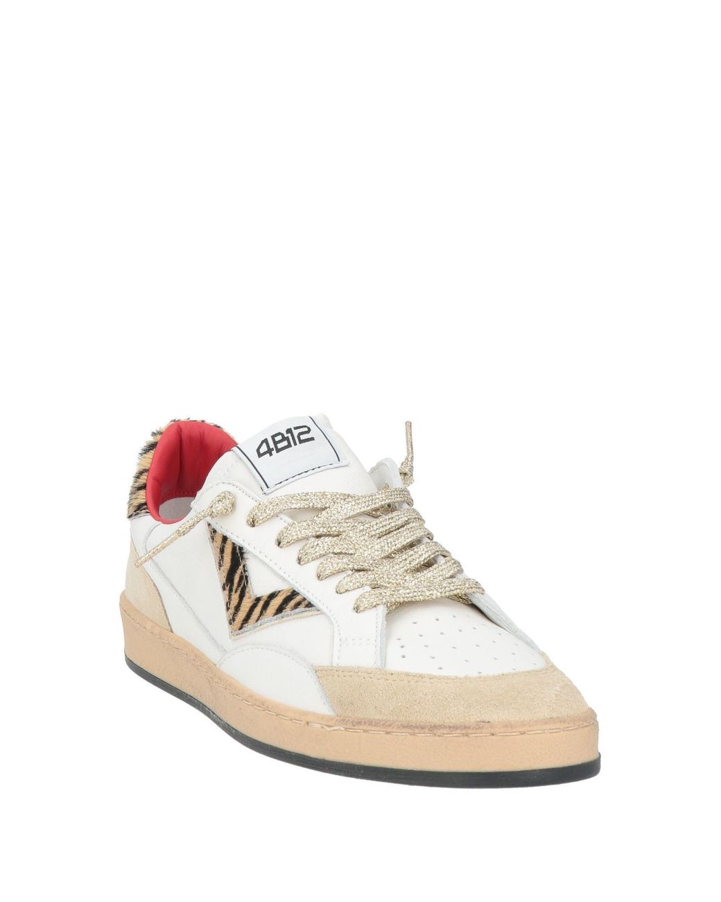 4b12 White Sneakers