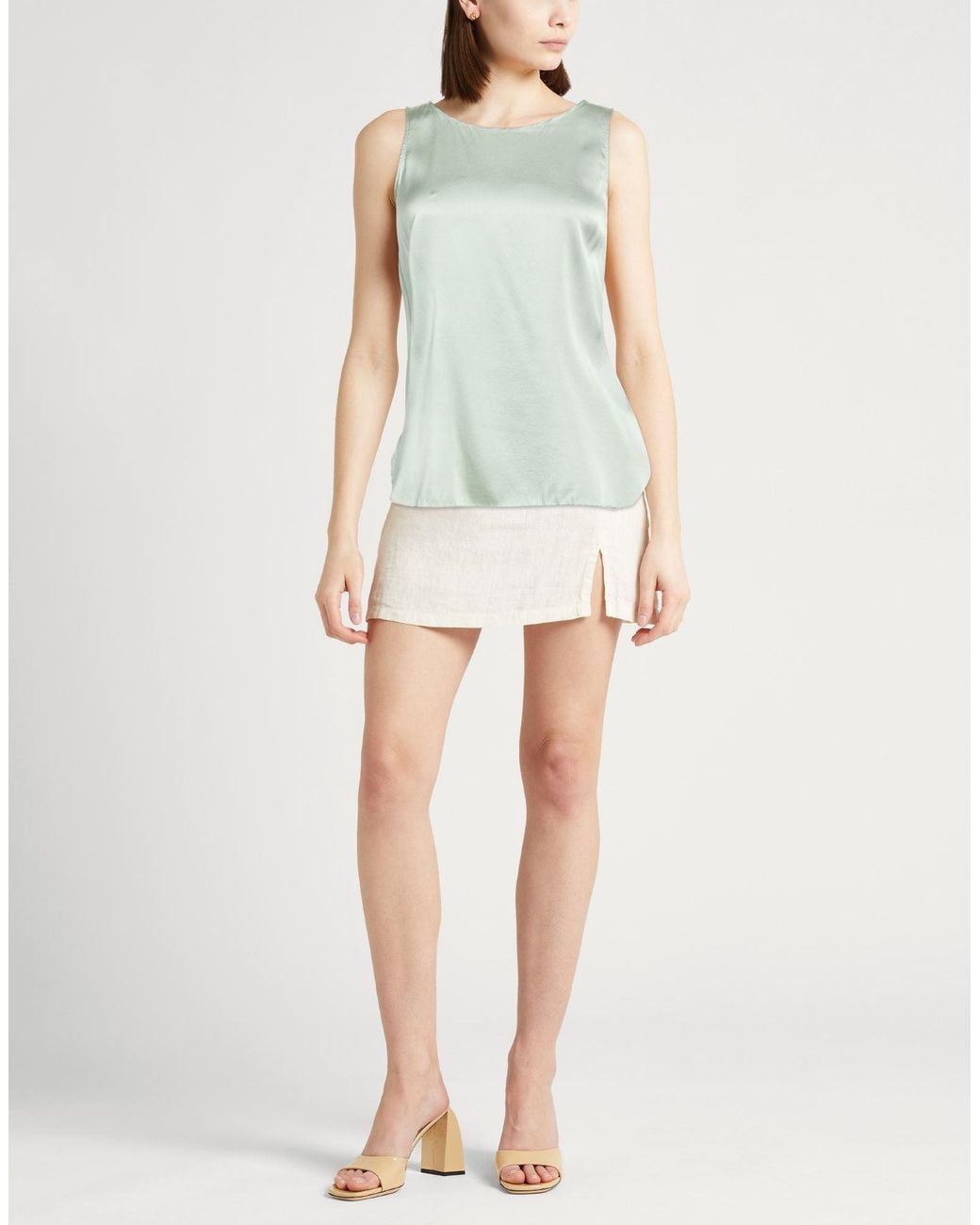 Antonelli Green Tops