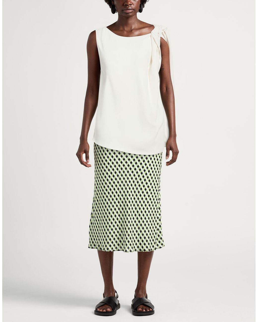 Top di P.A.R.O.S.H. in White