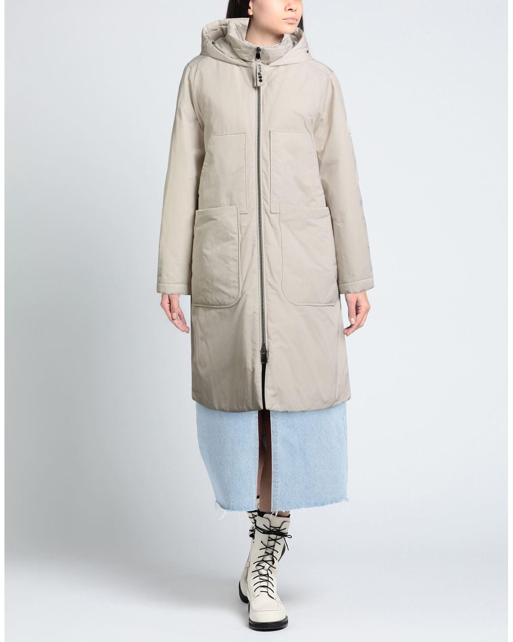 OOF WEAR White Coat