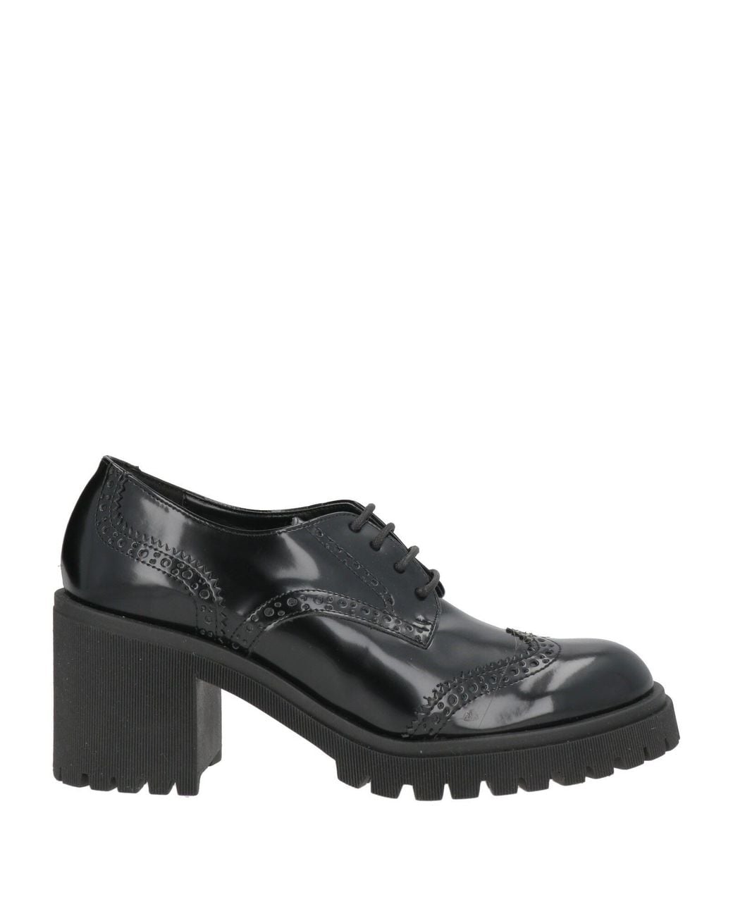 Stringate di Nila & Nila in Black