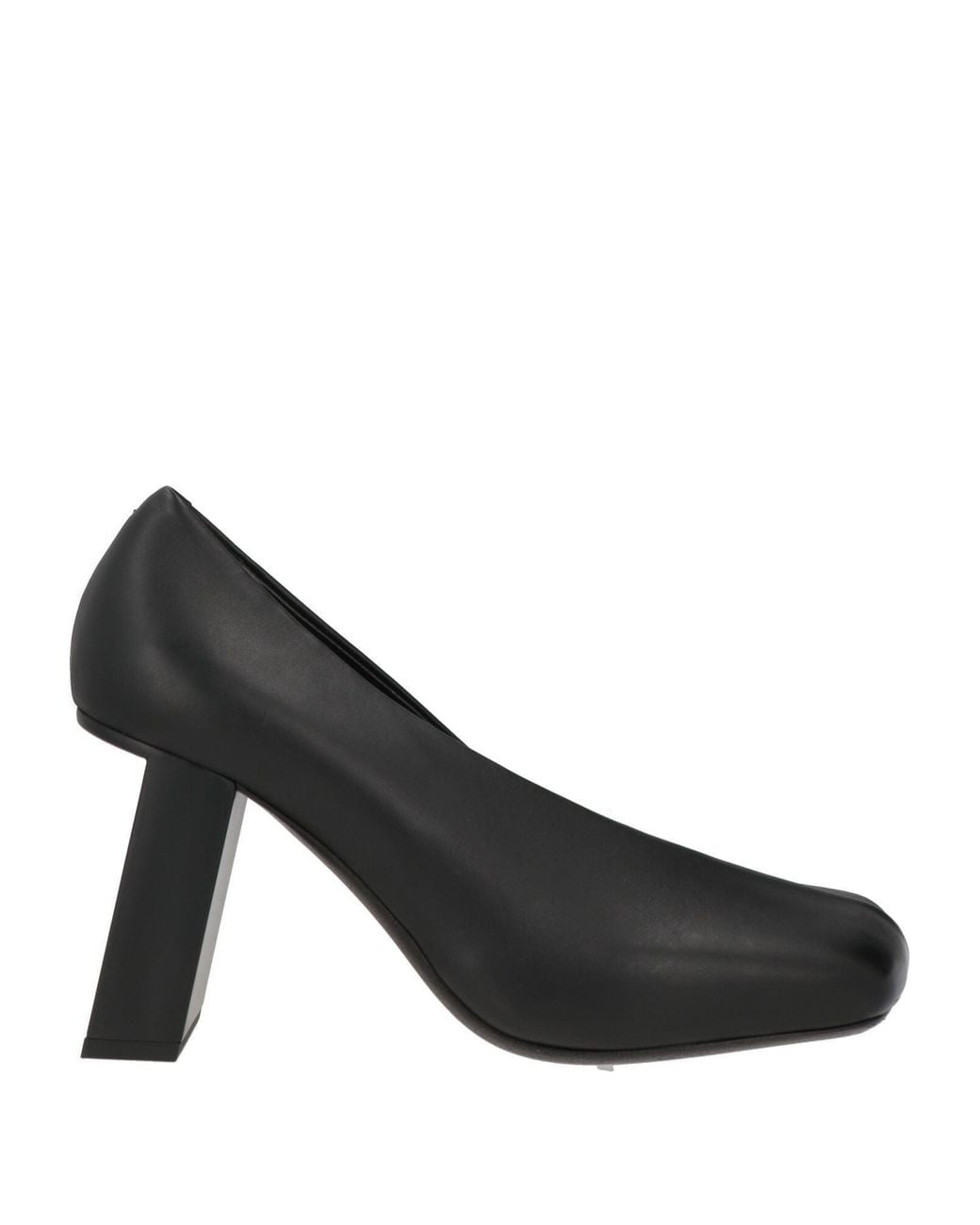 Vic Matié Black Pumps Leather