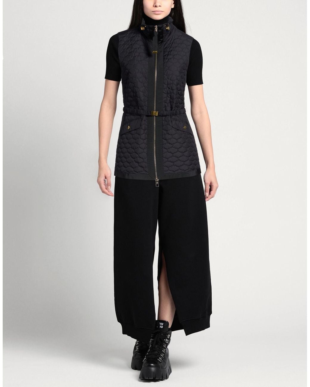 Chompa Sin Mangas Montecore de color Black