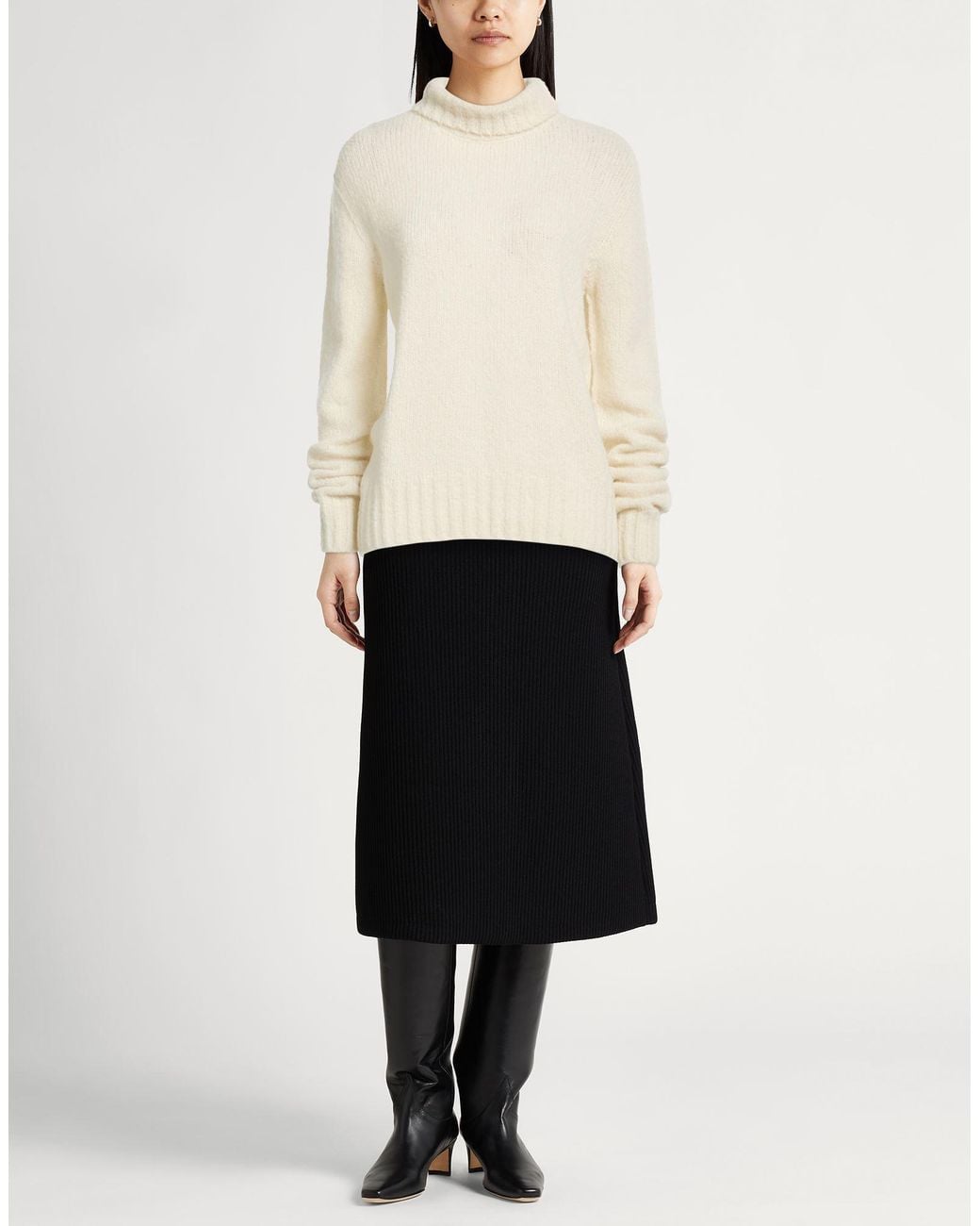 Gentry Portofino White Turtleneck