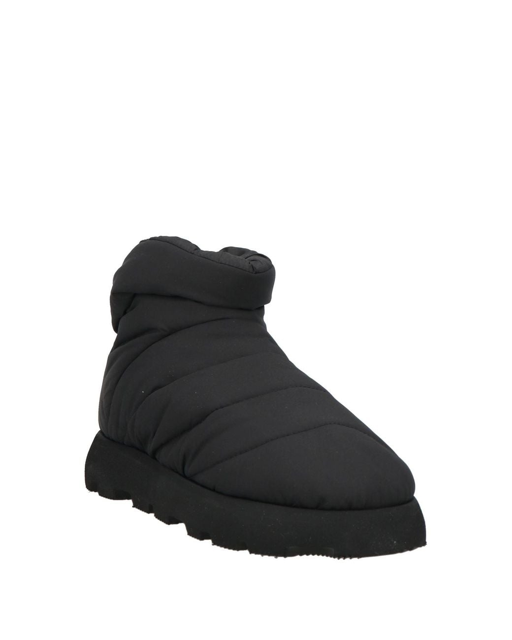 PIUMESTUDIO Black Ankle Boots