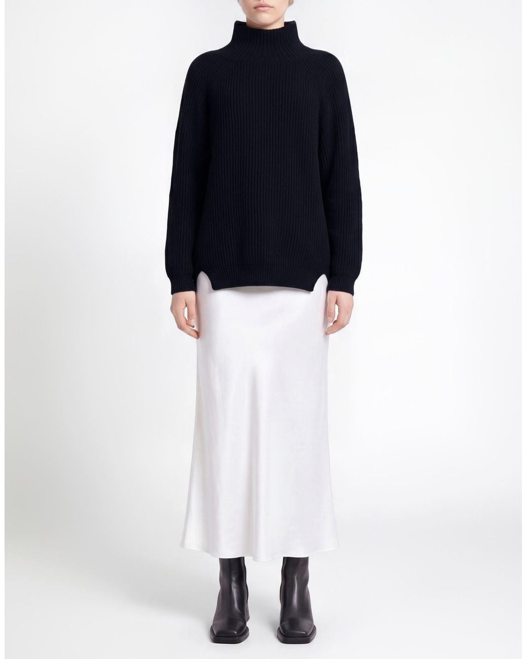 Aragona Blue Turtleneck