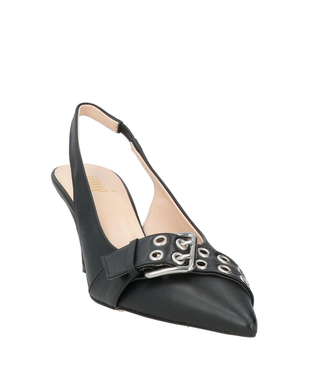 Ovyè Metallic Pumps