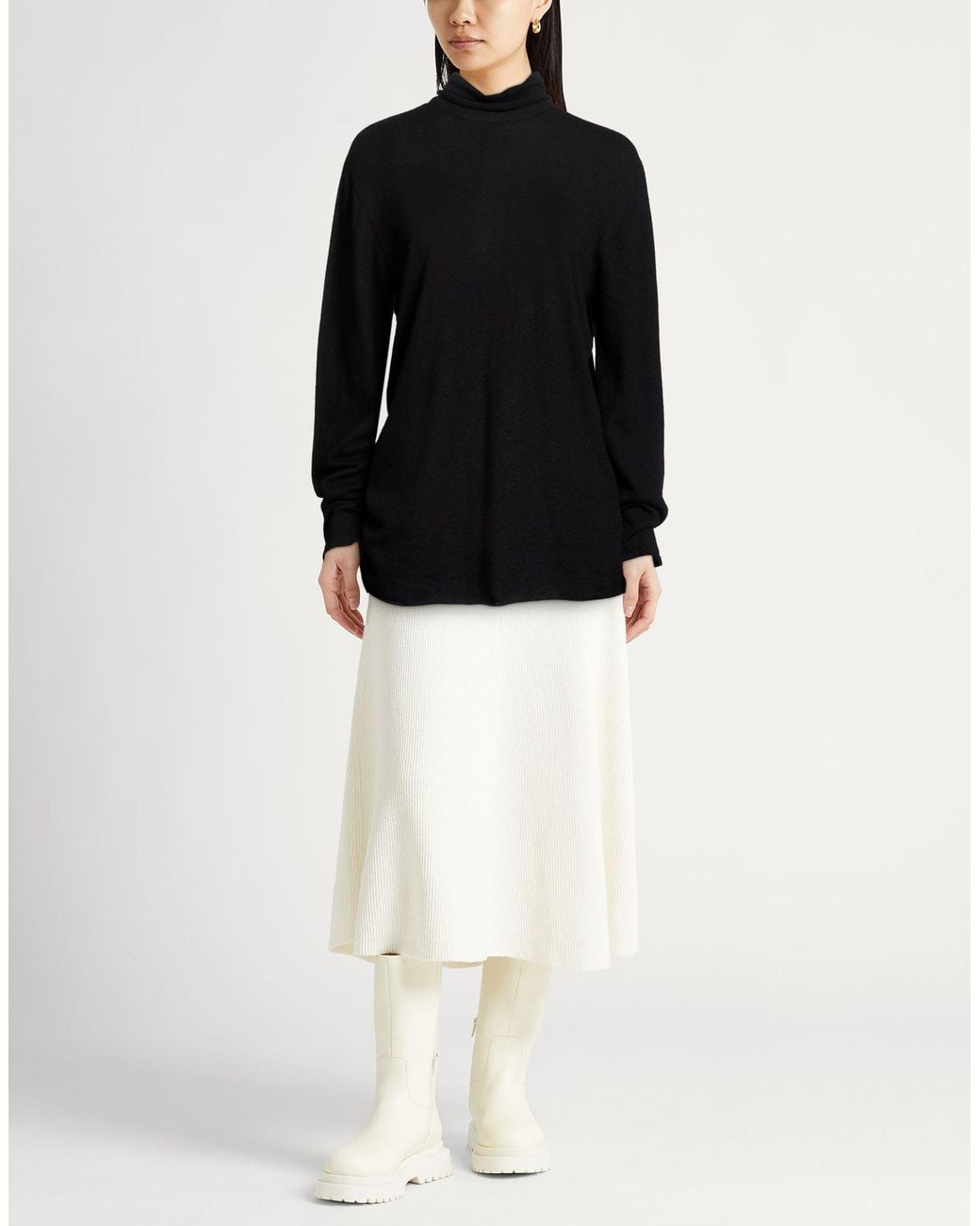 Majestic Filatures Black Turtleneck Cashmere