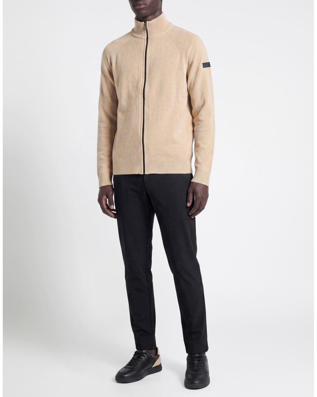 Rebecas Rrd de hombre de color Natural