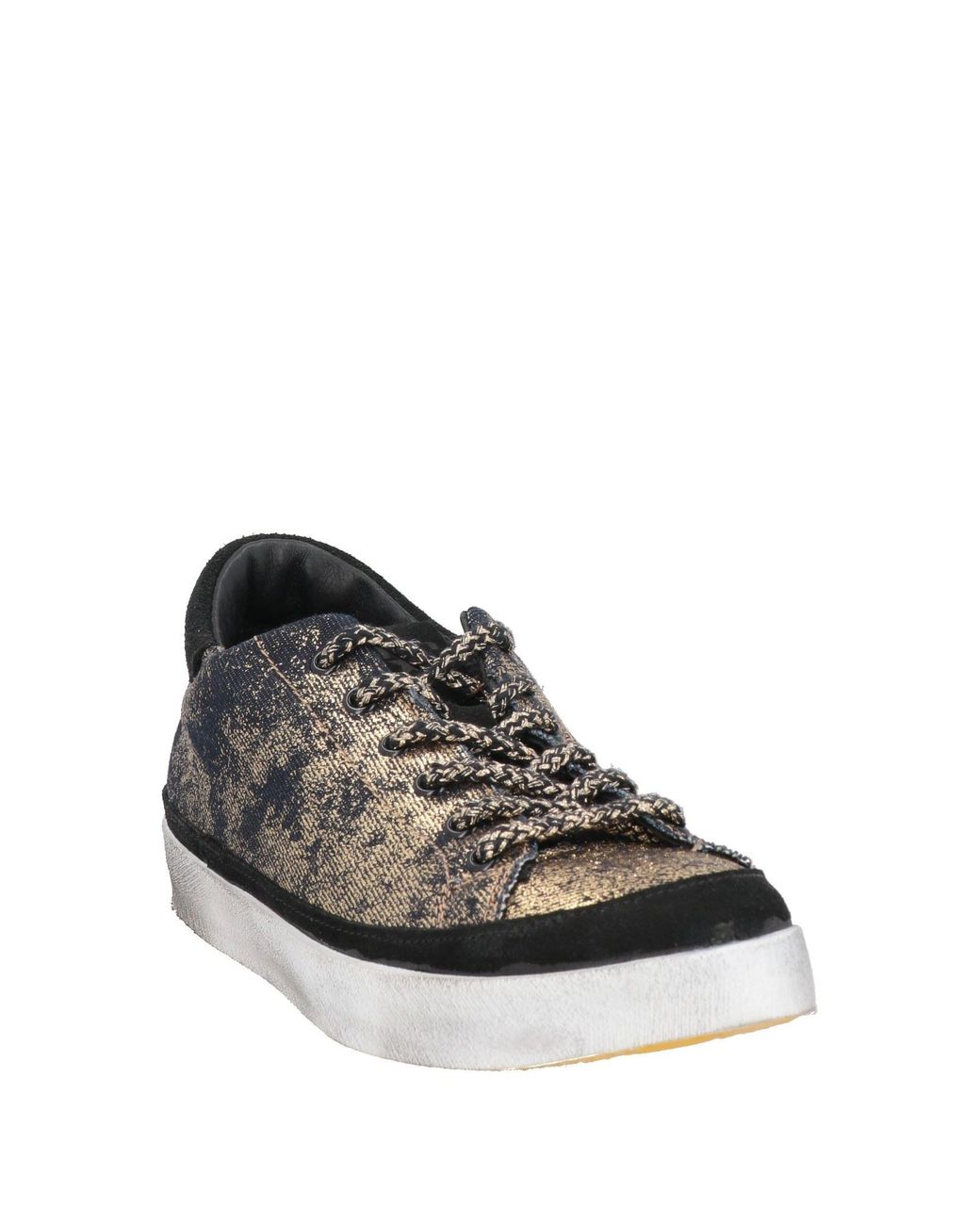 2 Star Gray Sneakers