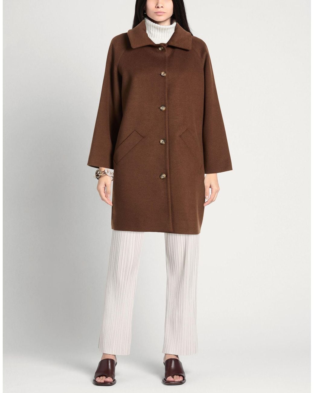 Guttha Brown Coat