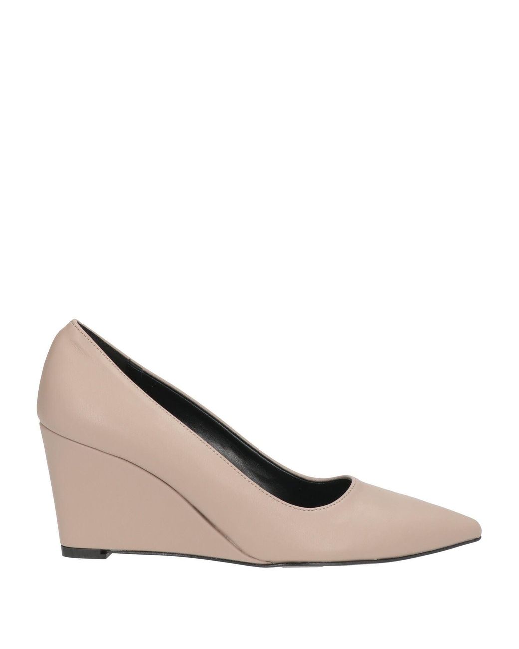 Nila & Nila Natural Pumps Synthetic Material