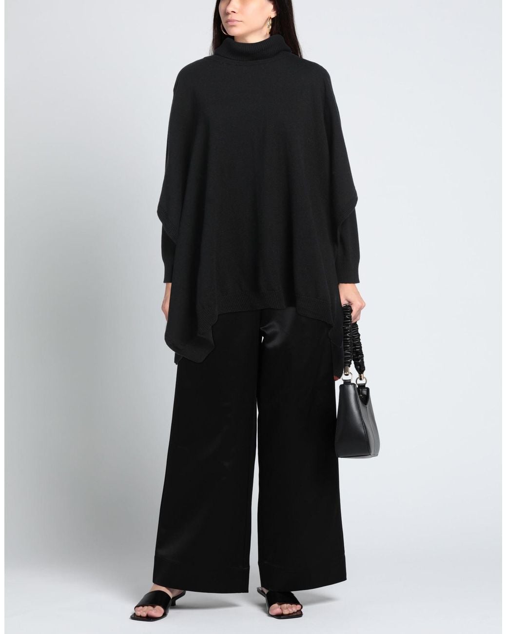 Akep Black Turtleneck