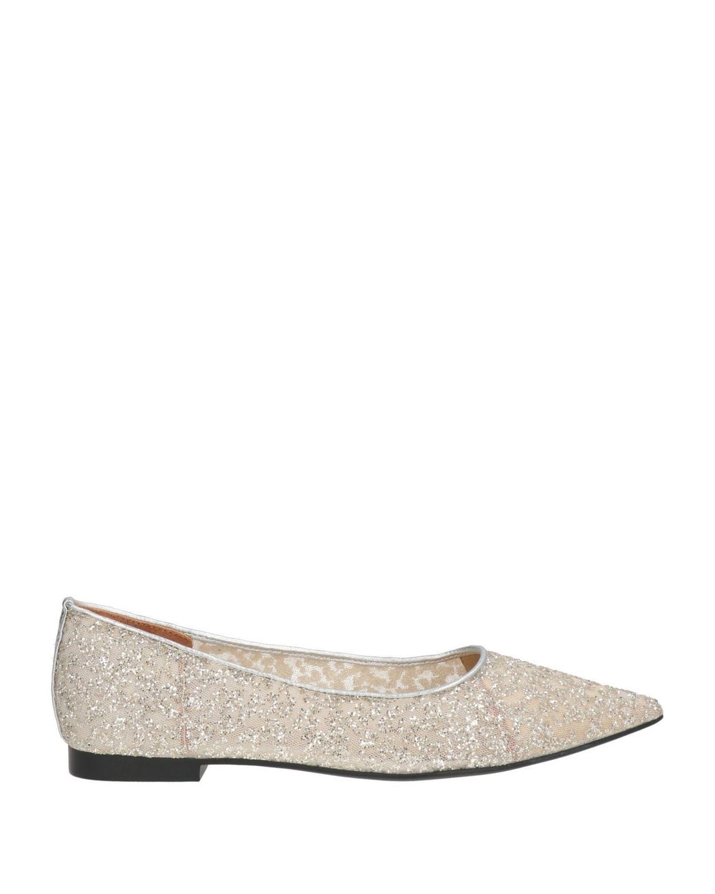 Steve Madden White Ballet Flats