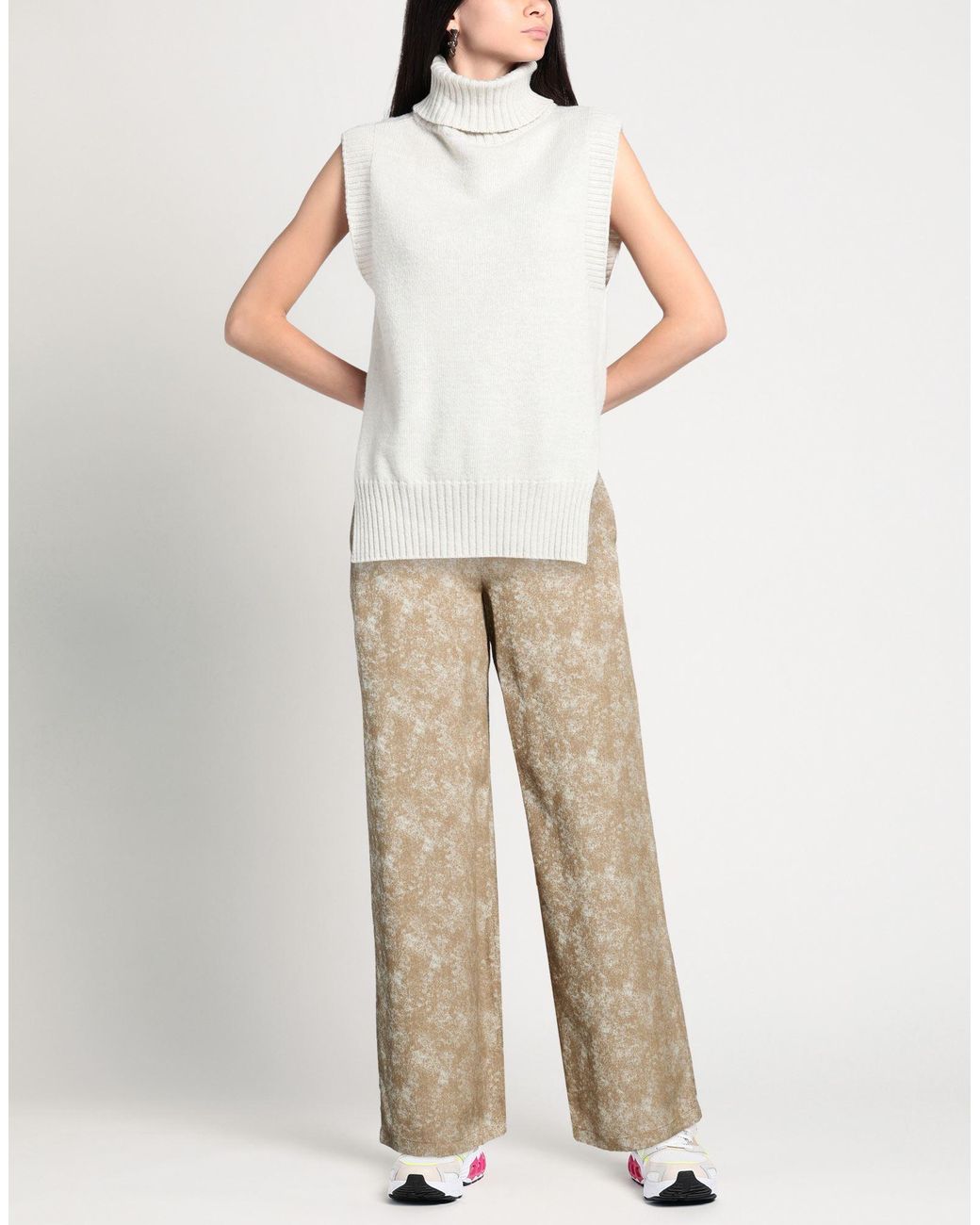 Isabelle Blanche Natural Pants